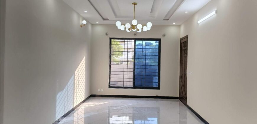 10 Marla House For Sale in F-15