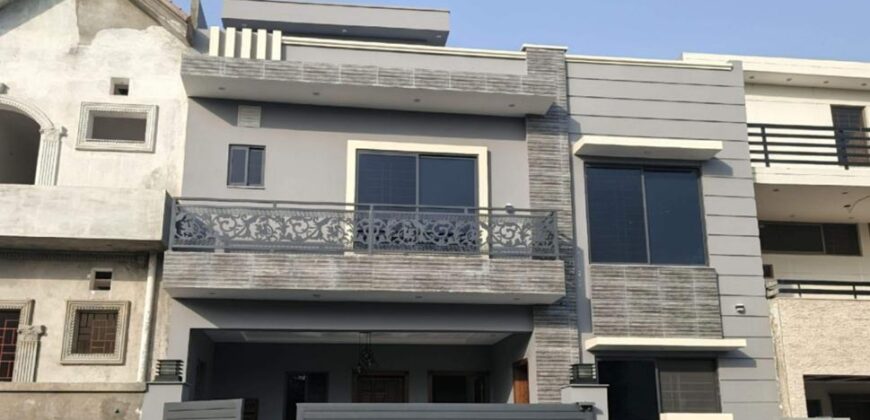 10 Marla House For Sale in F-15