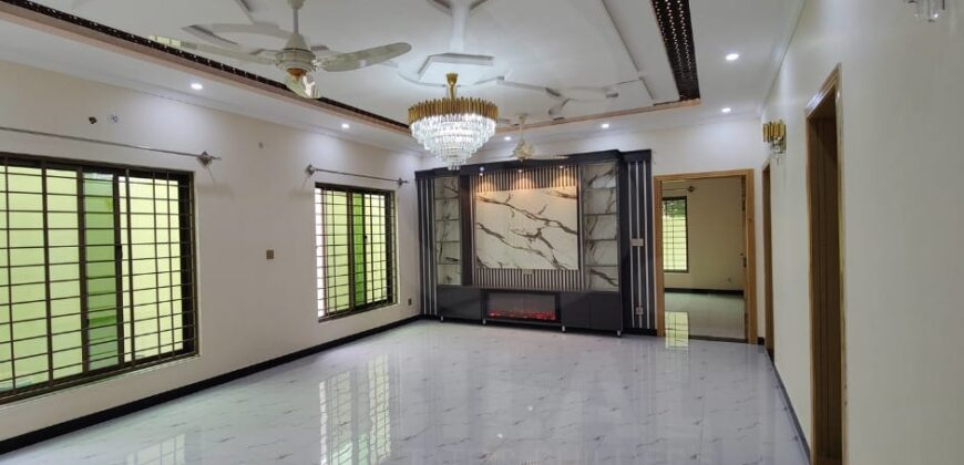 40 * 80 House For Sale in G-15