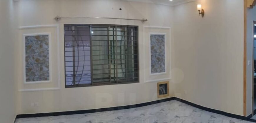 40 * 80 House For Sale in G-15