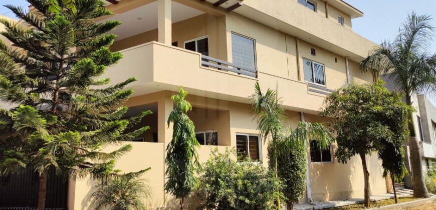 10 Marla House For Sale in G-15