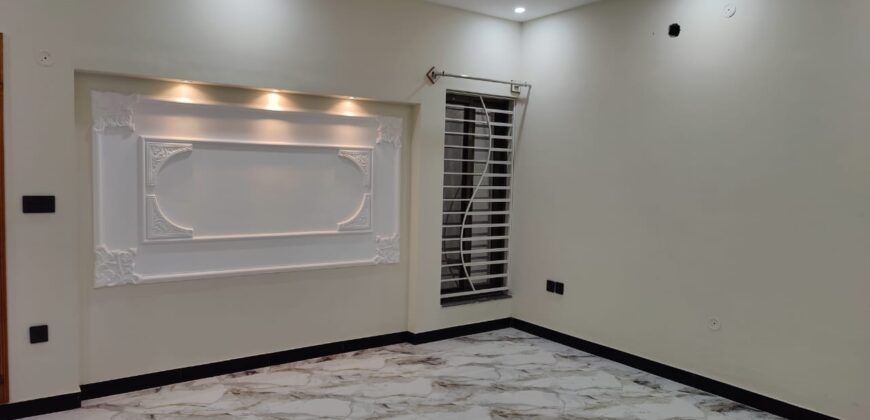 8 Marla House For Sale in G-15