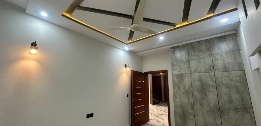 8 Marla House For Sale in G-15