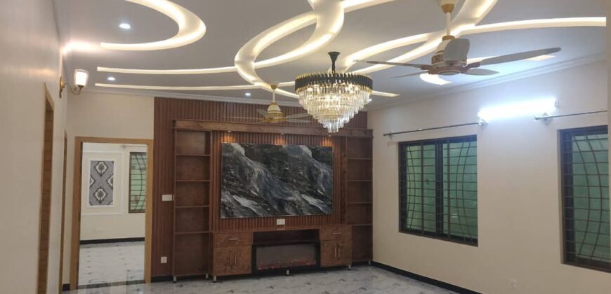 40 * 80 House For Sale in G-15