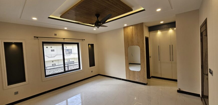 40 * 80 House For Sale in G-15