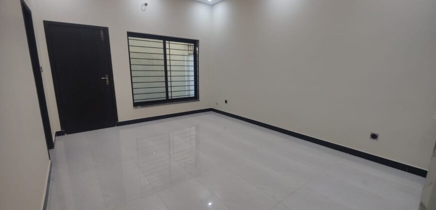 8 Marla House For Sale in G-16