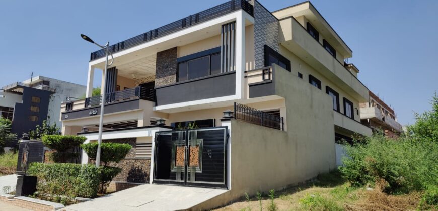 1 Kanal House For Sale in G-16