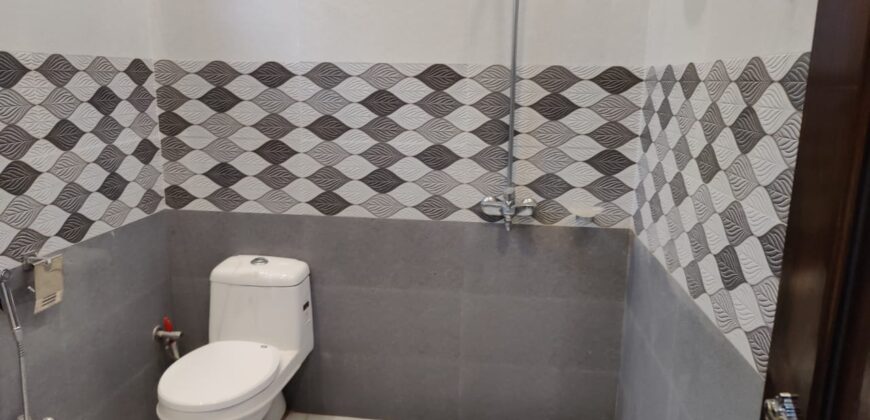 1 Kanal House For Sale in G-16