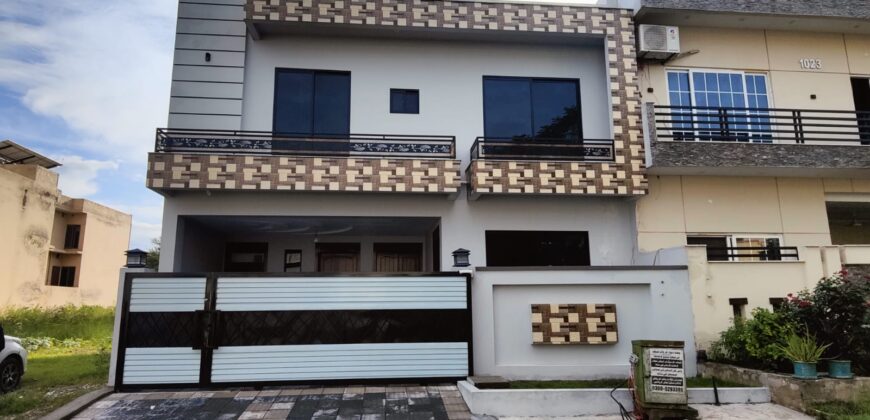 8 Marla House For Sale in G-15