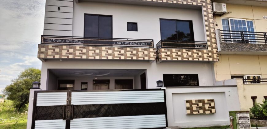 8 Marla House For Sale in G-15
