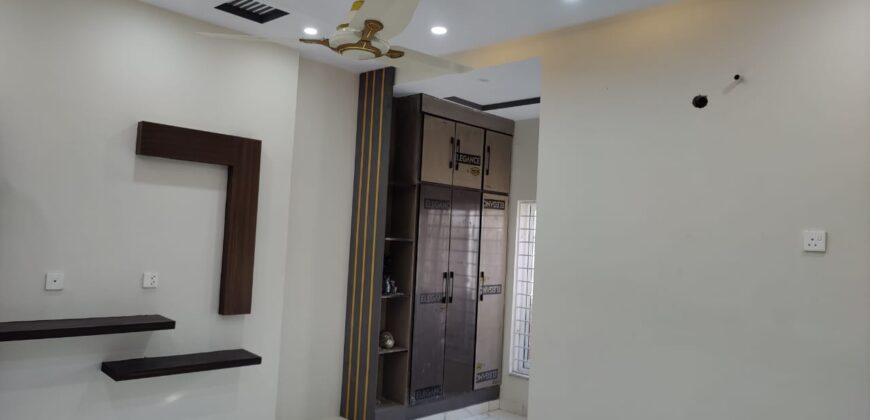 8 Marla House For Sale in G-16