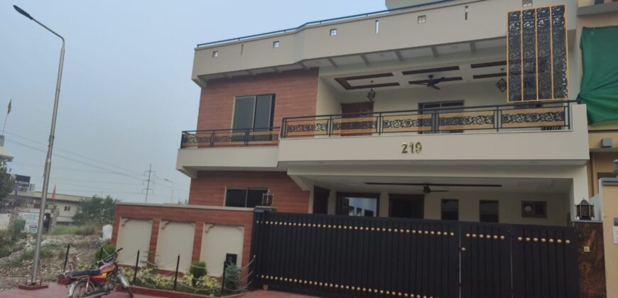 40 * 80 House For Sale in G-15