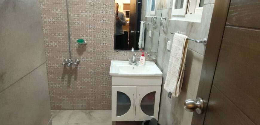 4 Bed (3800 sq.ft) Apartment for Sale in Zarkon Heights G-15 Islamabad