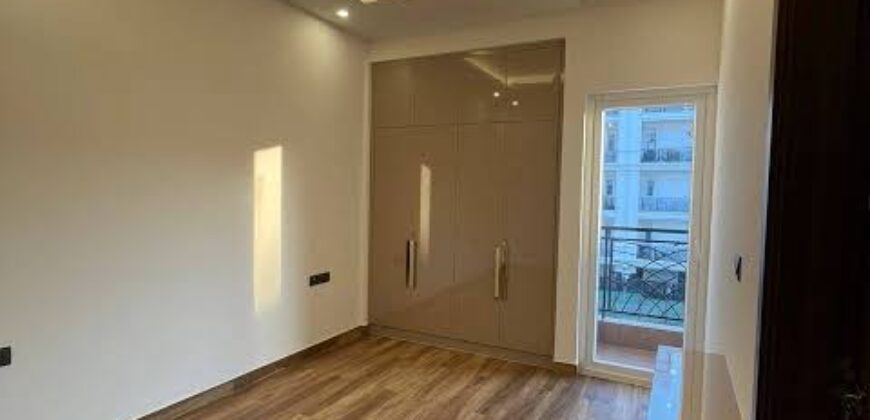 4 Bed (3800 sq.ft) Apartment for Sale in Zarkon Heights G-15 Islamabad